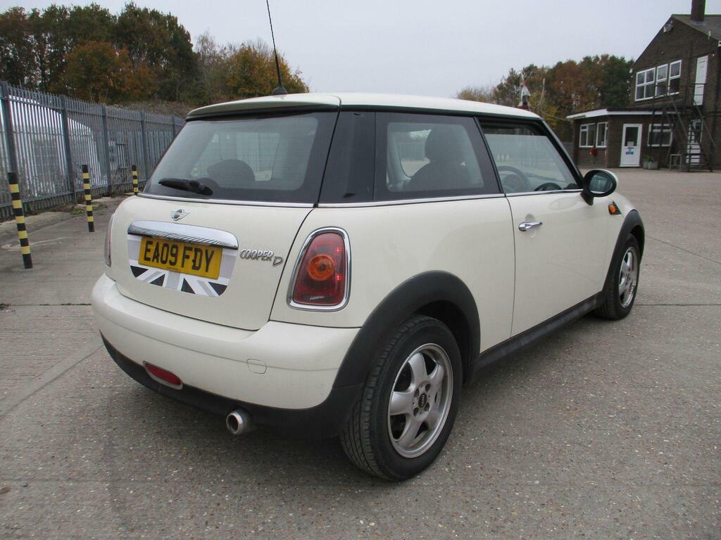 Mini Hatch 1.6 Cooper D Euro 4 White #5