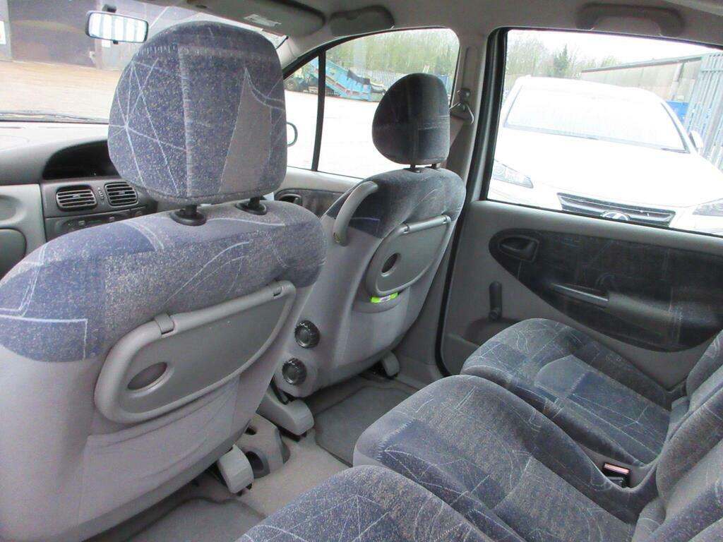 Renault Scenic Grey #17