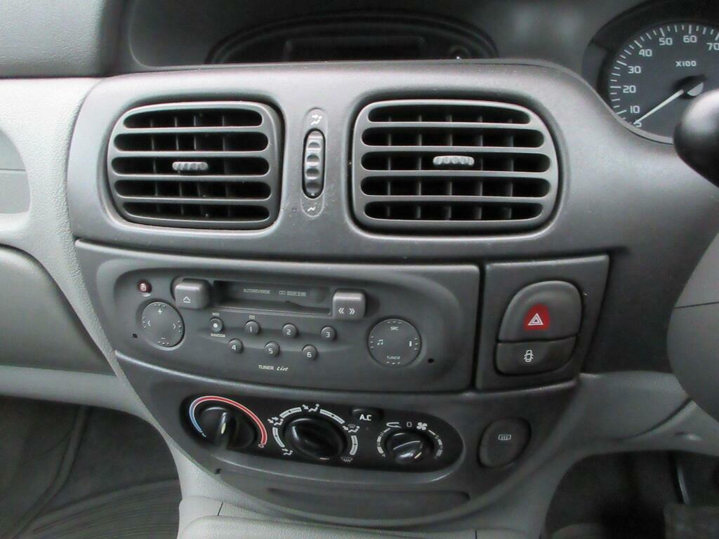 Renault Scenic Grey #22