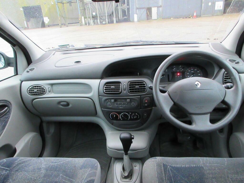 Renault Scenic Grey #18