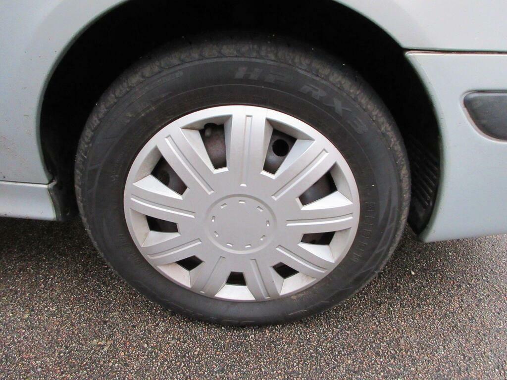 Renault Scenic Grey #12