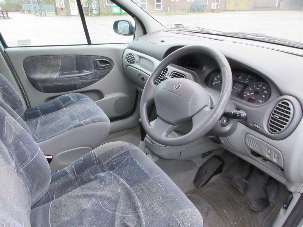 Renault Scenic Grey #13