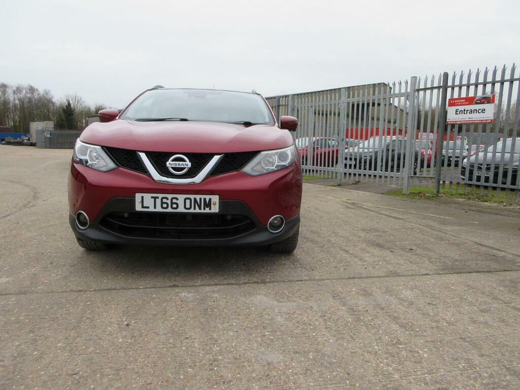 Nissan Qashqai 1.6 Dci N-connecta Xtron 2Wd Euro 6 S S LT66ONM Red #2
