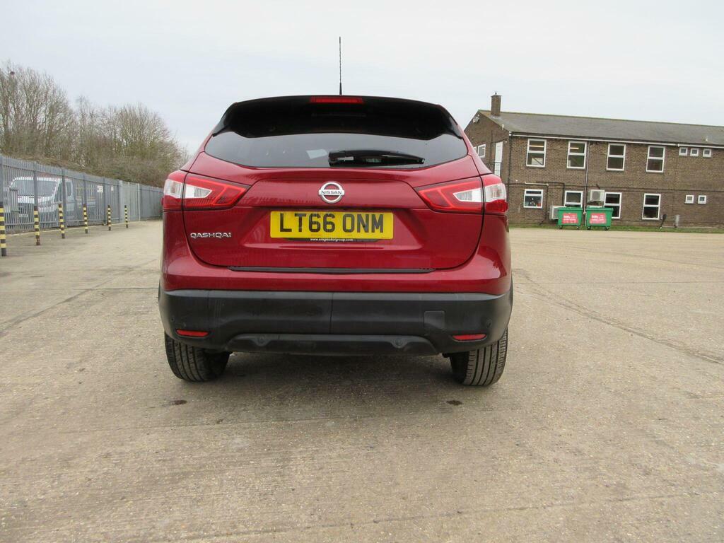 Nissan Qashqai 1.6 Dci N-connecta Xtron 2Wd Euro 6 S S LT66ONM Red #3