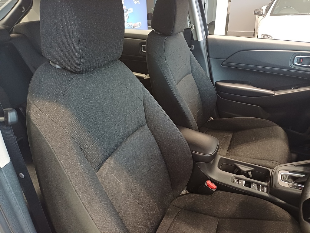 Honda Hr-V H I-mmd Elegance LL73FCG White #5