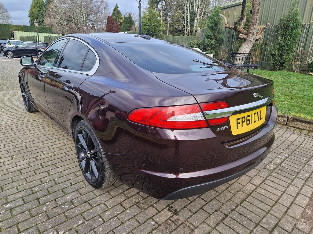 Jaguar XF D Premium Luxury FP61CVL Red #3