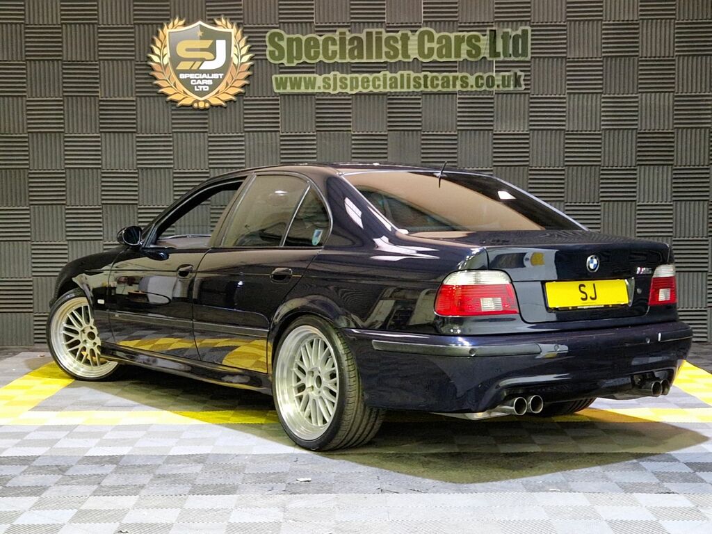 BMW M5 Saloon Black #5