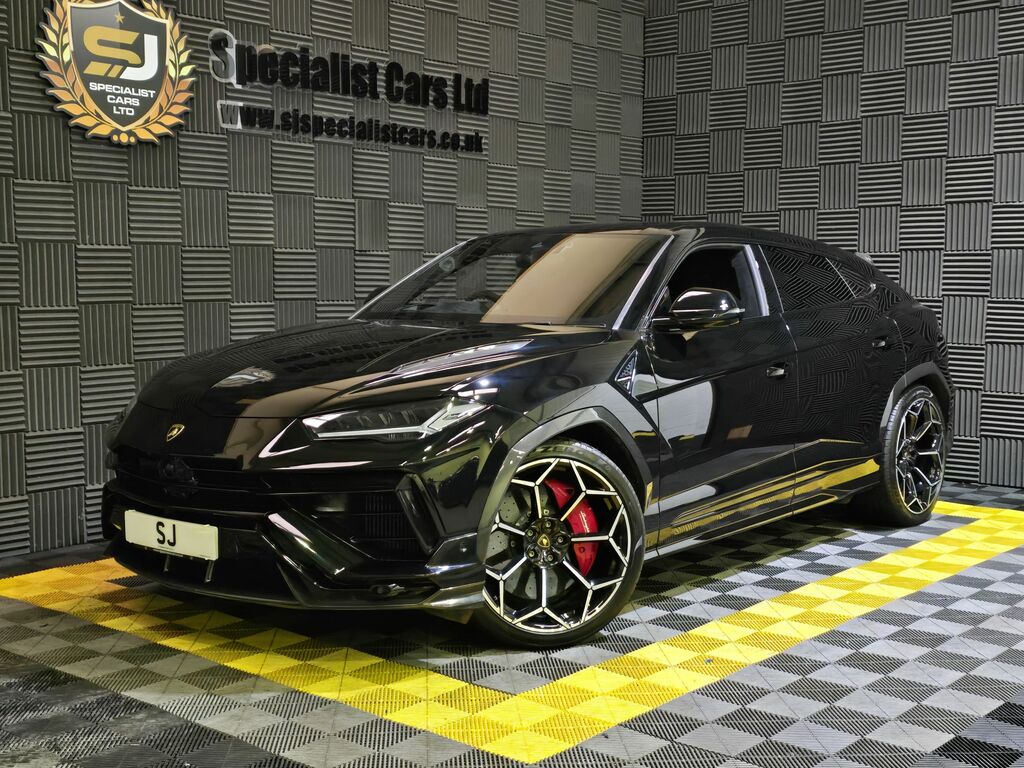 Lamborghini Urus Suv RE72YJJ Black #3