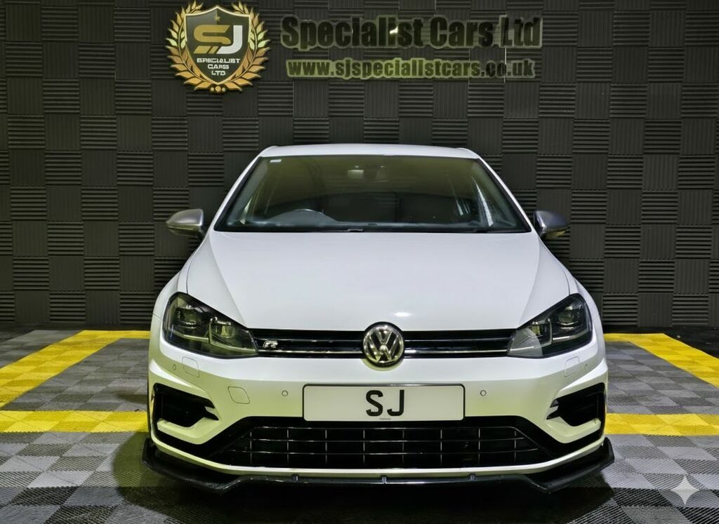 Volkswagen Golf Hatchback Y27SEY White #2