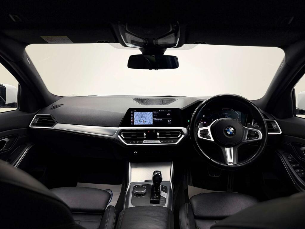 BMW 3 Series Saloon SG70SVA White #4
