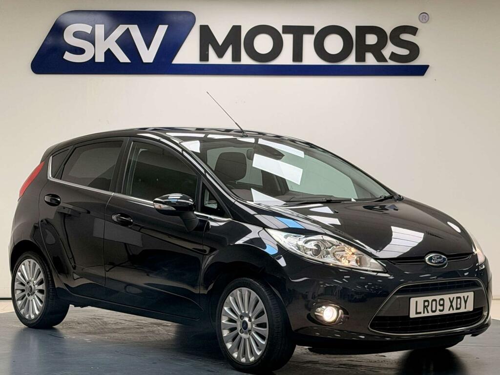 Ford Fiesta Hatchback LR09XDY Black