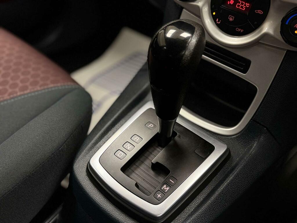Ford Fiesta Hatchback LR09XDY Black #5