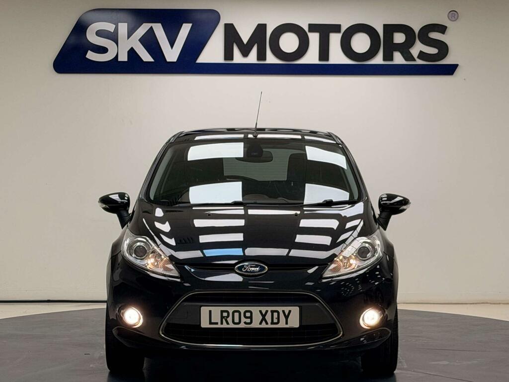 Ford Fiesta Hatchback LR09XDY Black #2