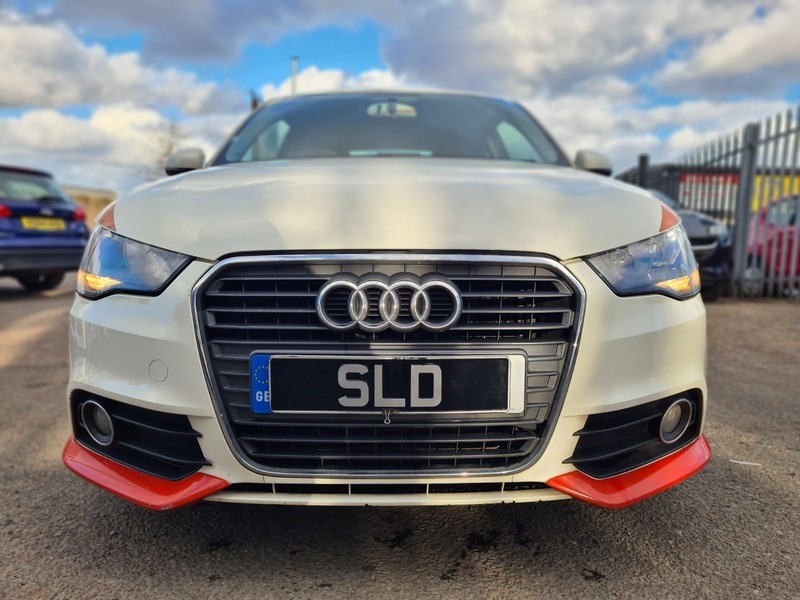 Audi A1 Tdi Competition Line White #2