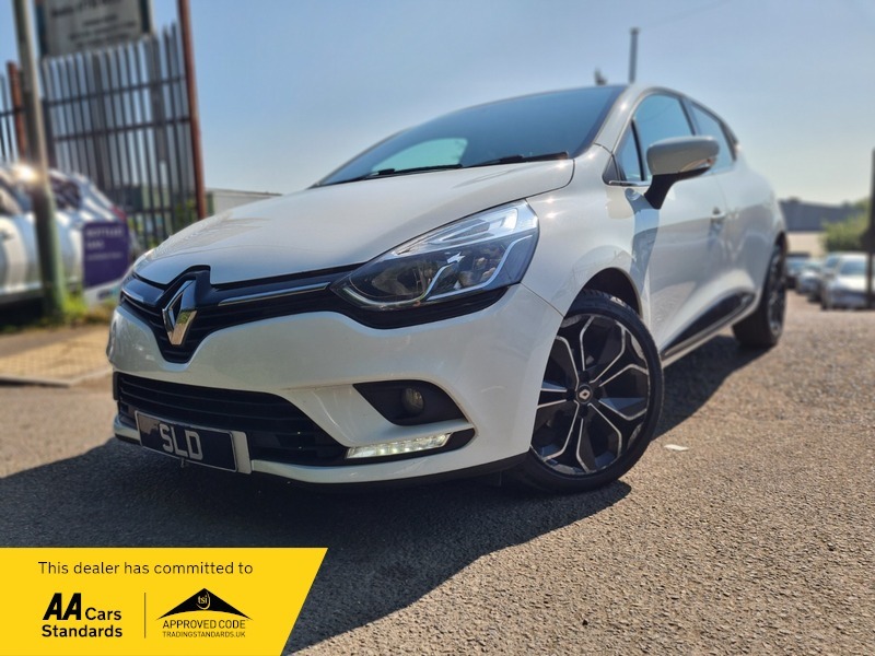 Renault Clio Iconic Dci White