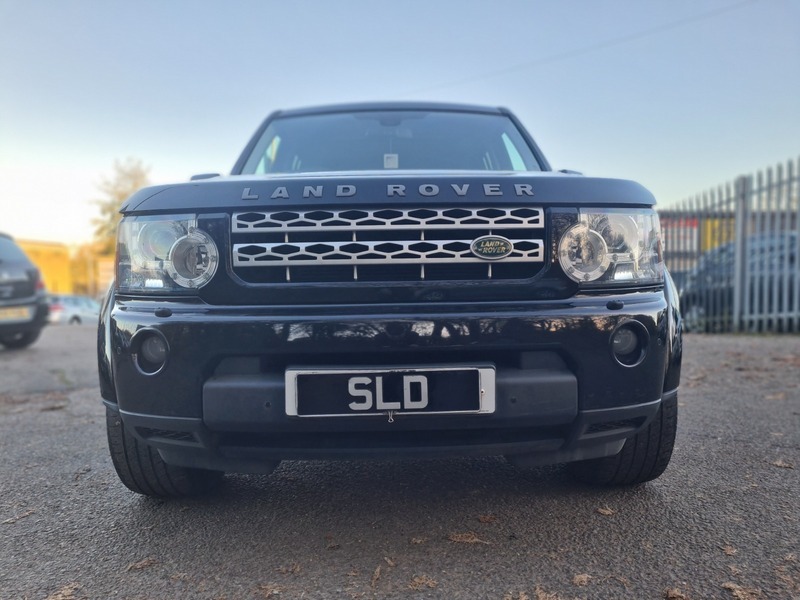 Land Rover Discovery Tdv6 Hse EY59VWR Black #2