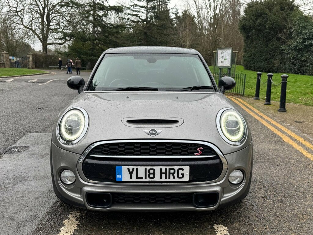 Mini Hatch 2.0 Cooper S Steptronic Euro 6 Ss YL18HRG Silver #2