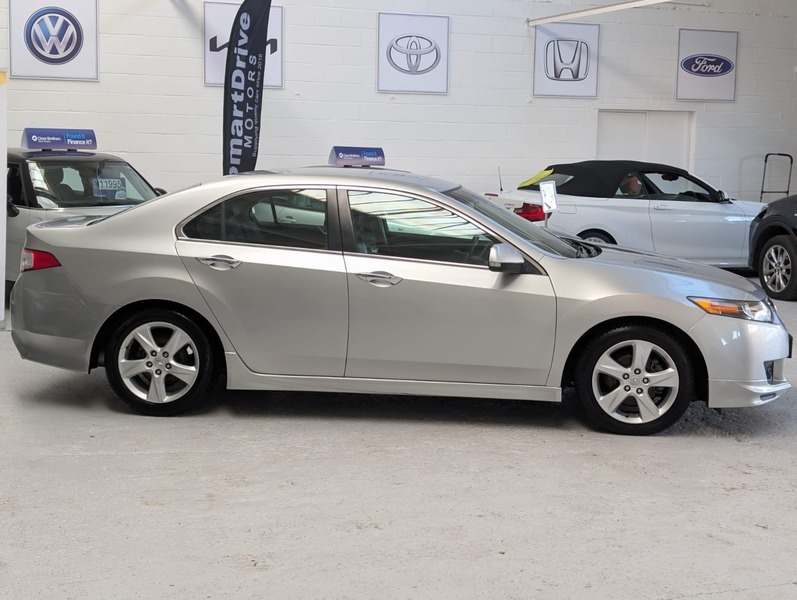 Honda Accord I-vtec Es Gt Silver #2
