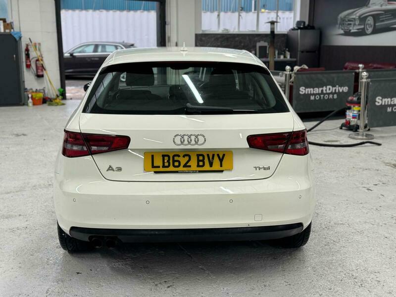 Audi A3 Tfsi Se LB62BVY White #6