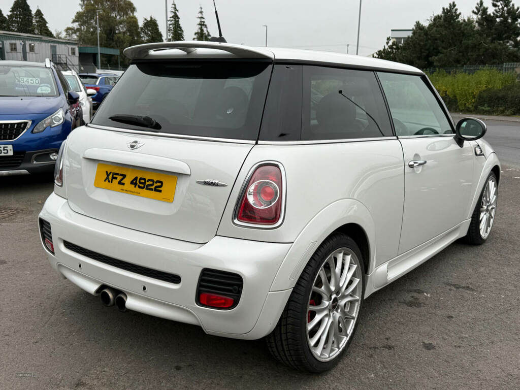 Mini Hatch 1.6 Cooper S 184 XFZ4922 Brown #6