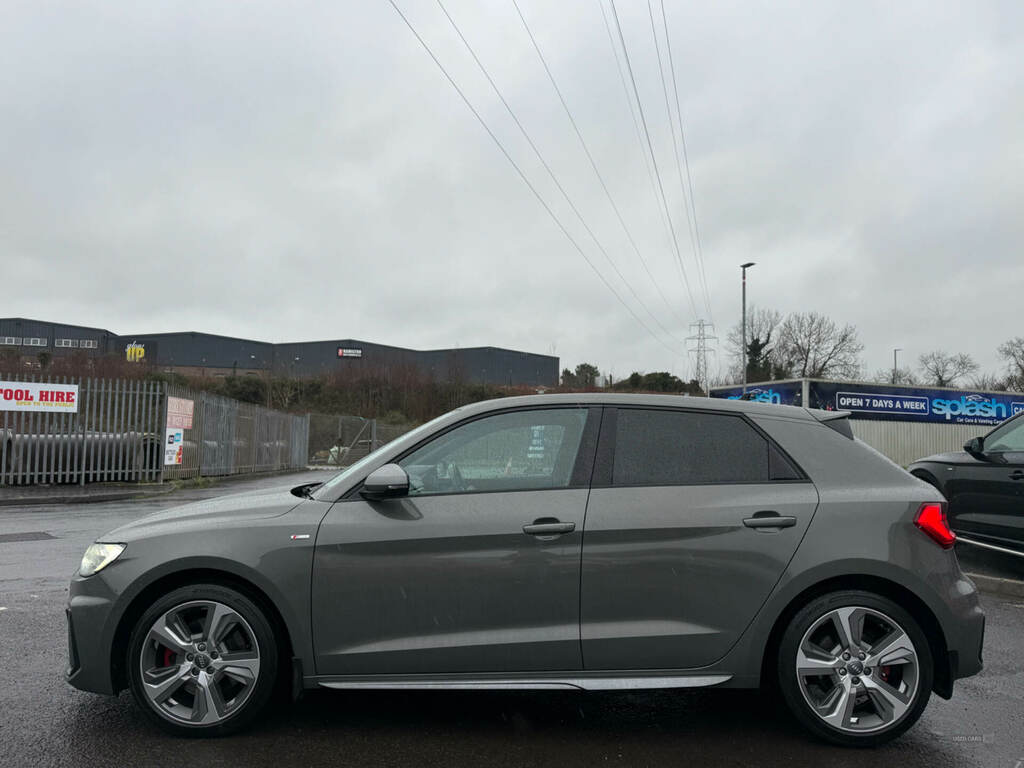 Audi A1 40 Tfsi S Line Competition S Tronic DSZ3363 Grey #5