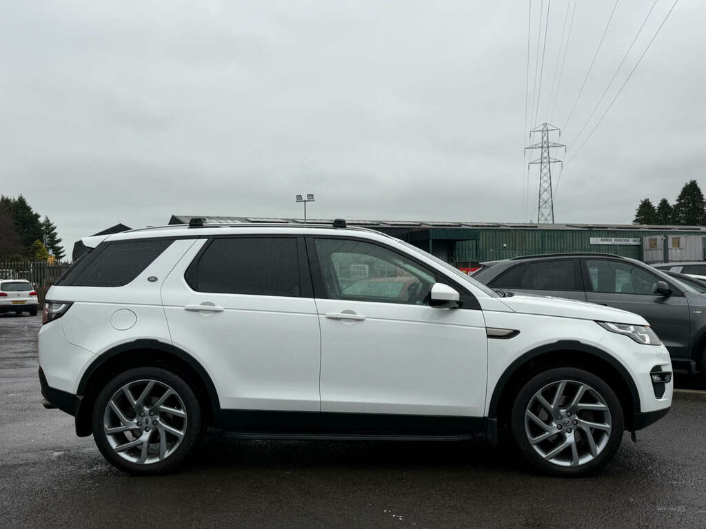 Land Rover Discovery Sport 2.0 Ed4 Se Tech 2Wd 5 Seat NRZ3044 White #4