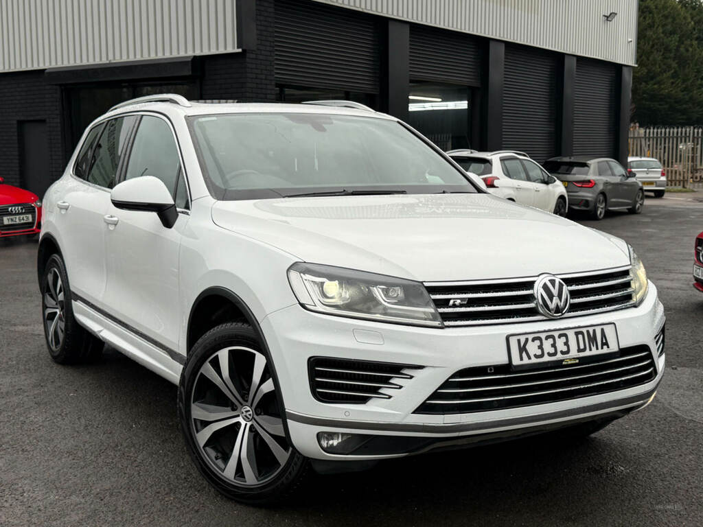 Volkswagen Touareg 3.0 V6 Tdi Bluemotion Tech 262 R-line Tip White