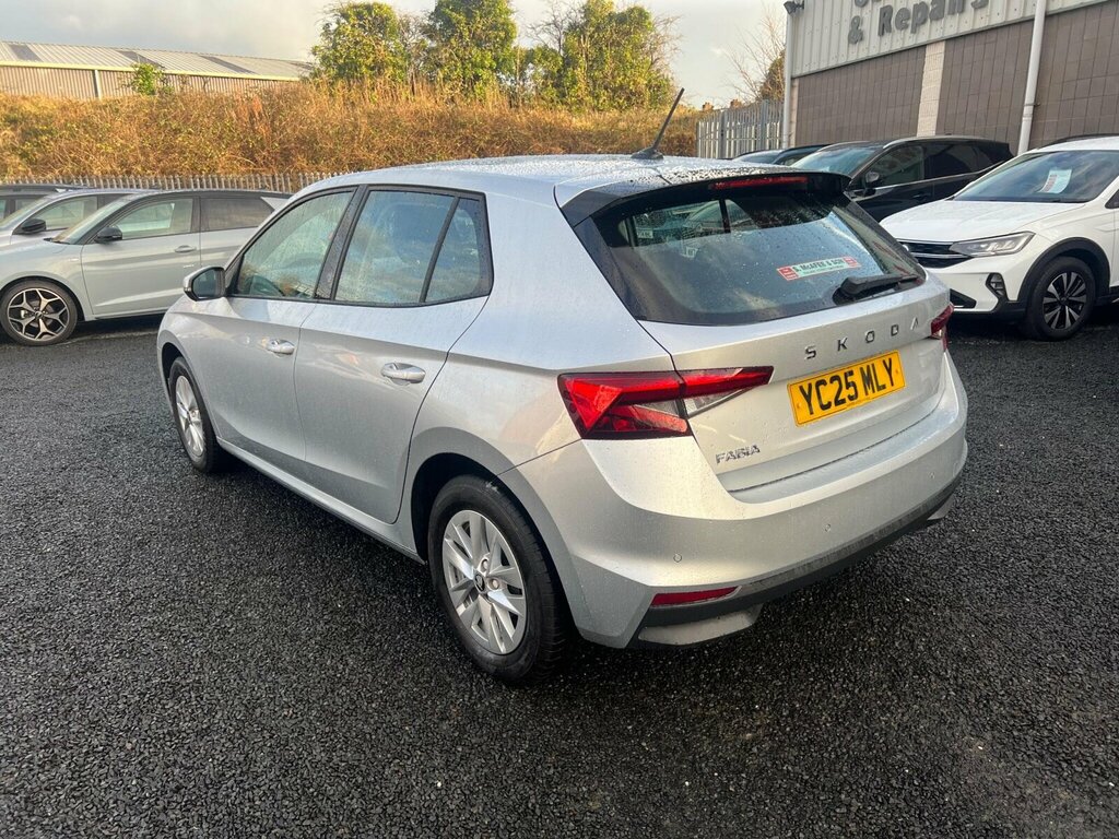 Skoda Fabia 1.0 Tsi Se Edition Euro 6 Ss YC25MLY Silver #4