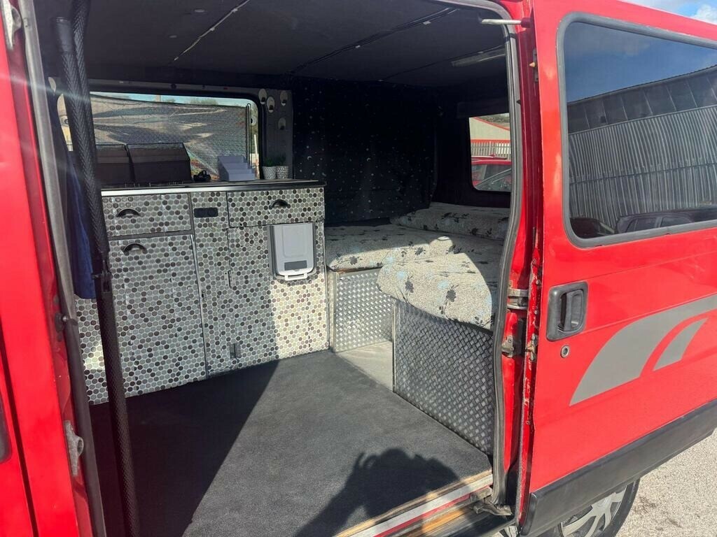 Citroen Relay 2.0 Hdi Van Window Van Red #3