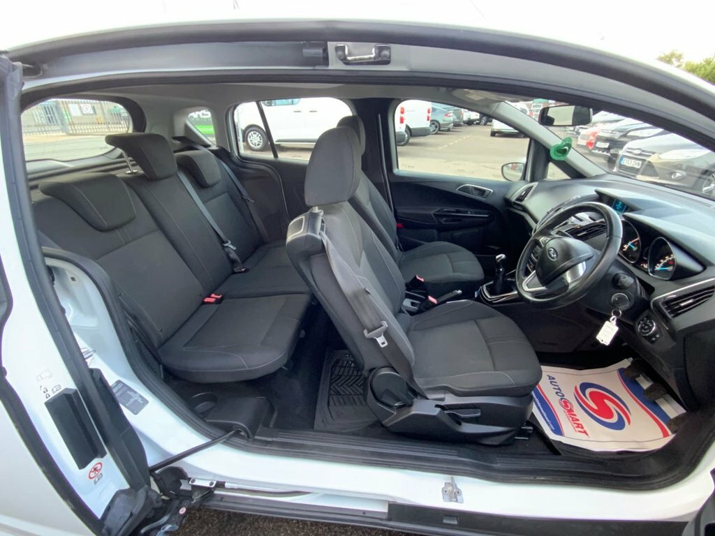 Ford B-Max 1.6L Zetec White