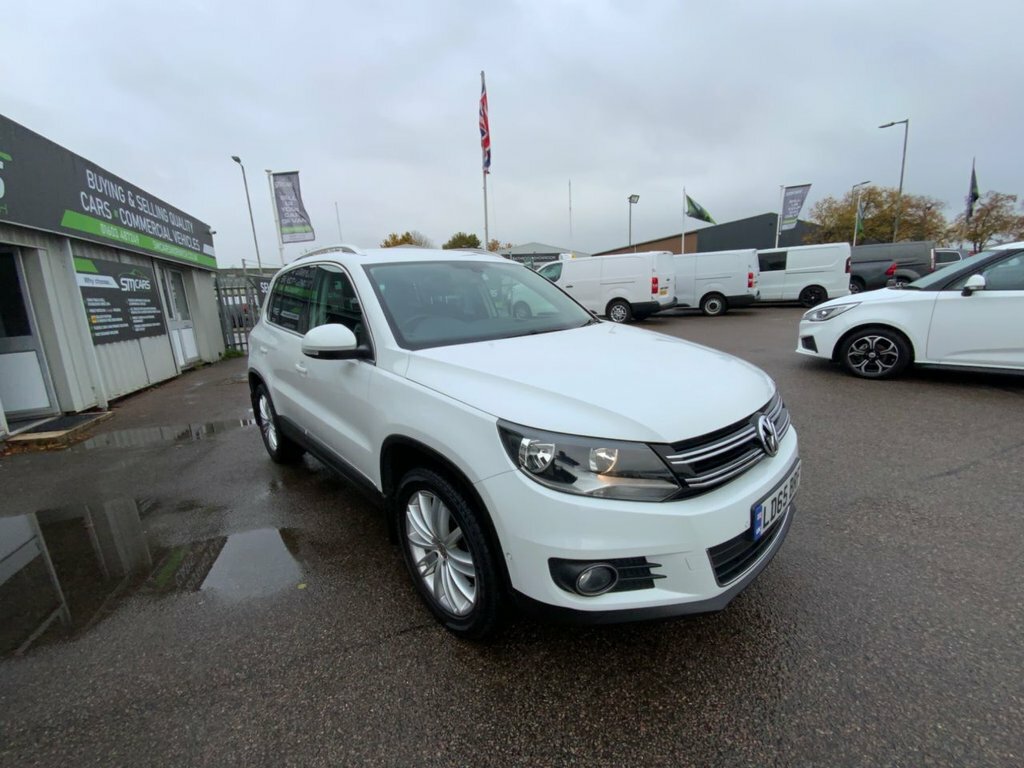 Volkswagen Tiguan 2L Match Edition LD65BRF White #4