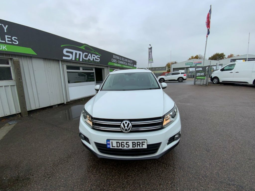 Volkswagen Tiguan 2L Match Edition LD65BRF White #3
