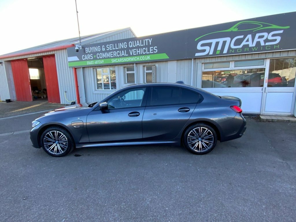 BMW 3 Series 2L M Sport LR71ZSE Grey #2
