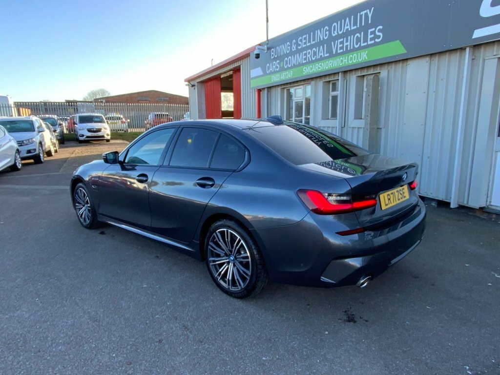 BMW 3 Series 2L M Sport LR71ZSE Grey #3