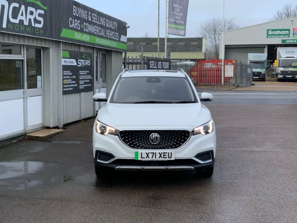 MG ZS Suv LX71XEU White #2