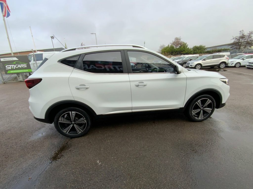 MG ZS Suv LX71XEU White #4