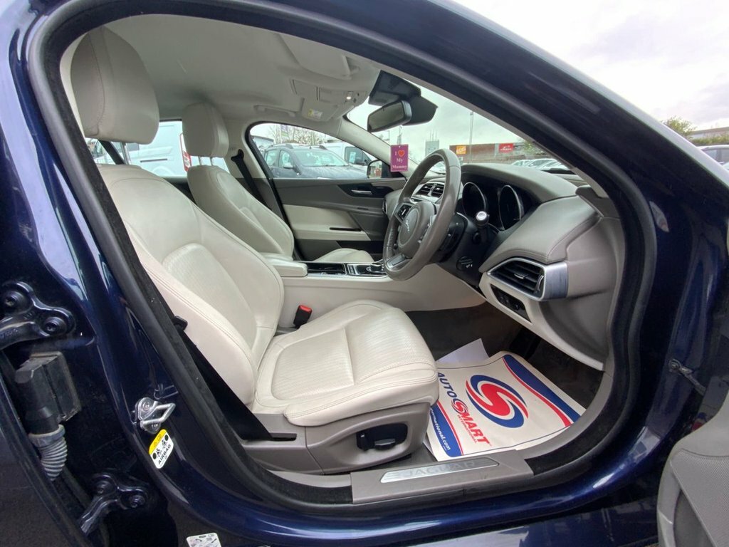 Jaguar XE 2L Portfolio MJ17ZCV Blue #2