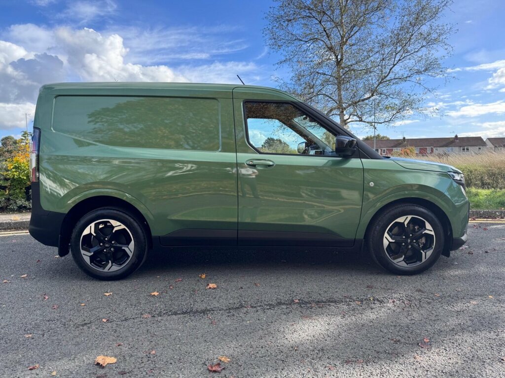 Ford Transit Courier 100Kw 43Kwh Trend Van WX25LYO Green #2