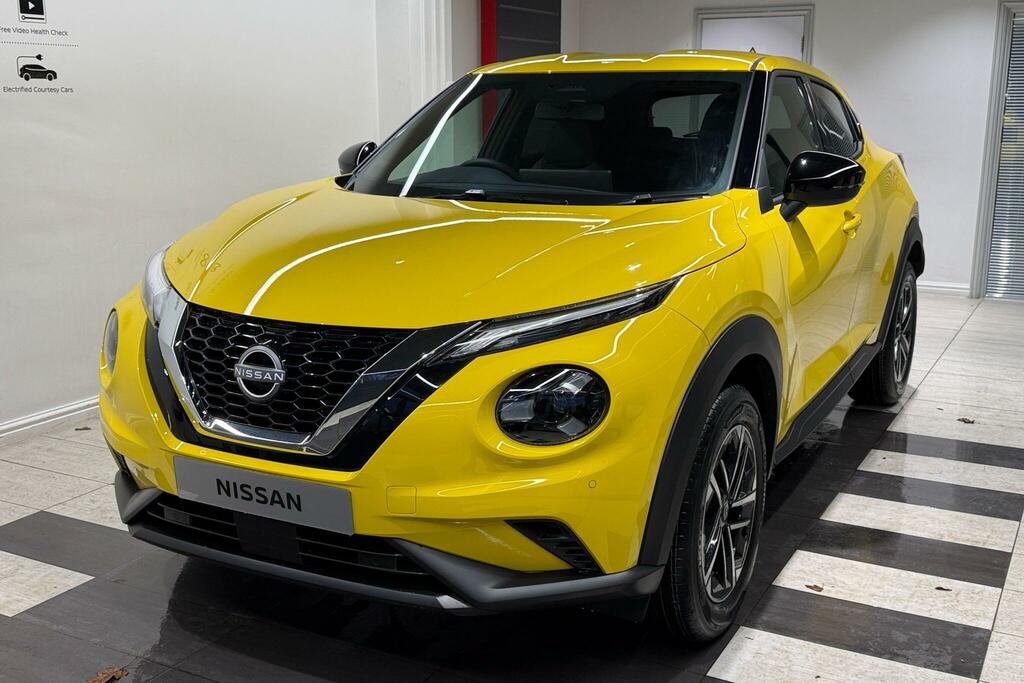 Nissan Juke 1.0 Dig-t N-connecta Euro 6 Ss AK75ZYY Yellow #4