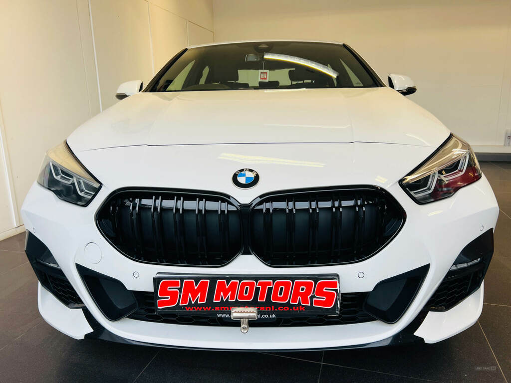 BMW 2 Series 218D M Sport Step VO21HVJ White #2