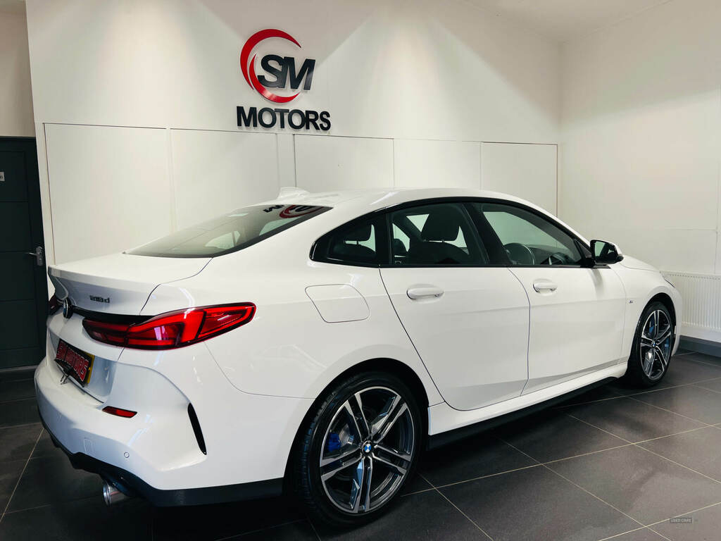 BMW 2 Series 218D M Sport Step VO21HVJ White #4