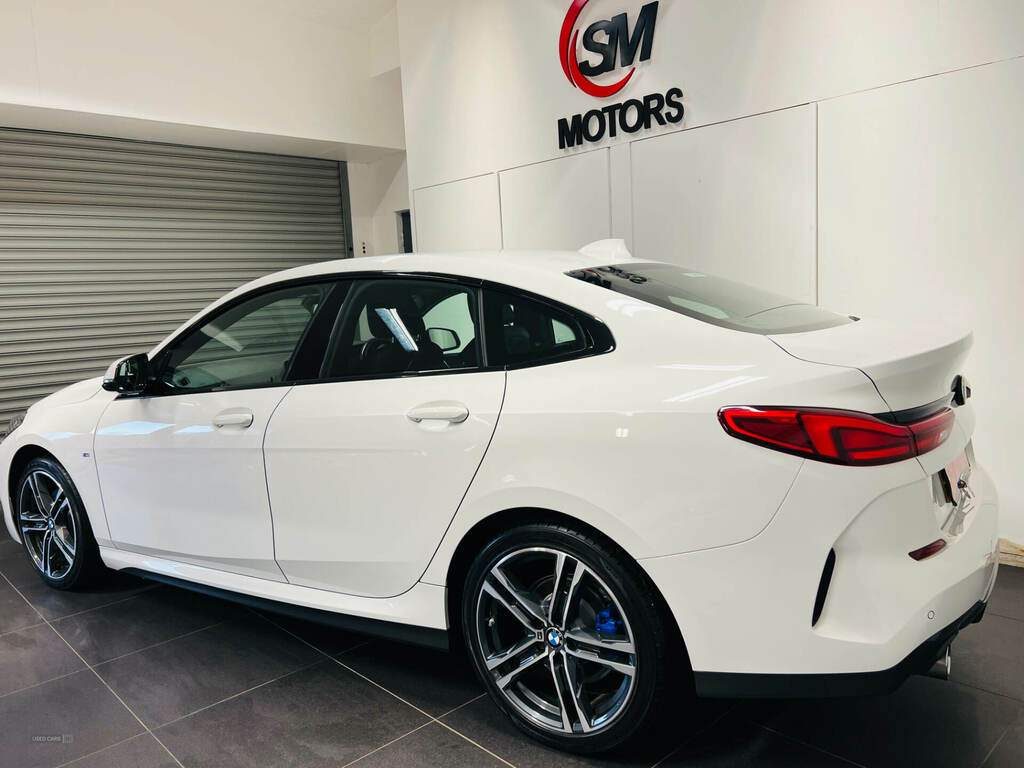 BMW 2 Series 218D M Sport Step VO21HVJ White #6