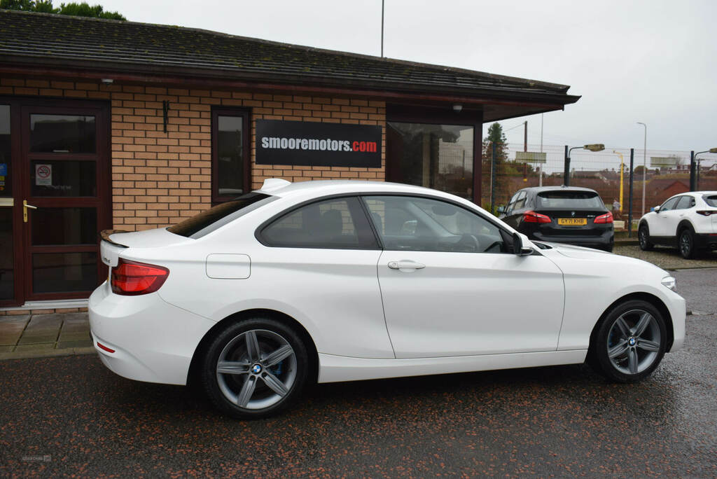 BMW 2 Series 218D Sport Nav White #4