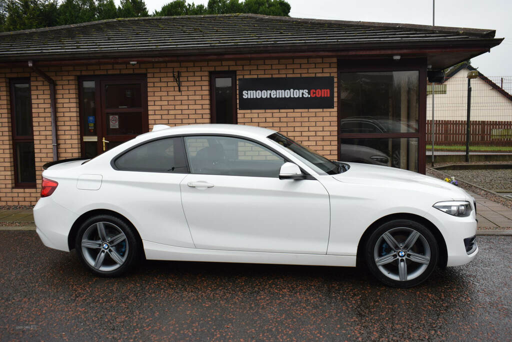 BMW 2 Series 218D Sport Nav White #2