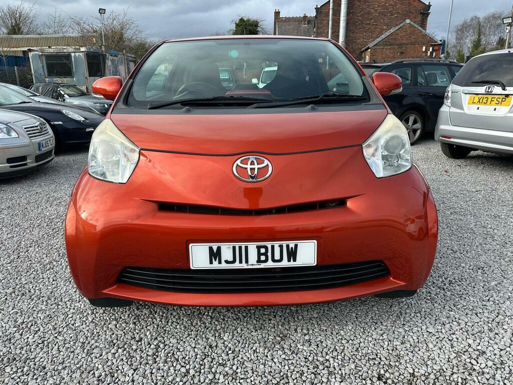 Toyota IQ Hatchback 1.0 Vvt-i Euro 5 201111 Red #2