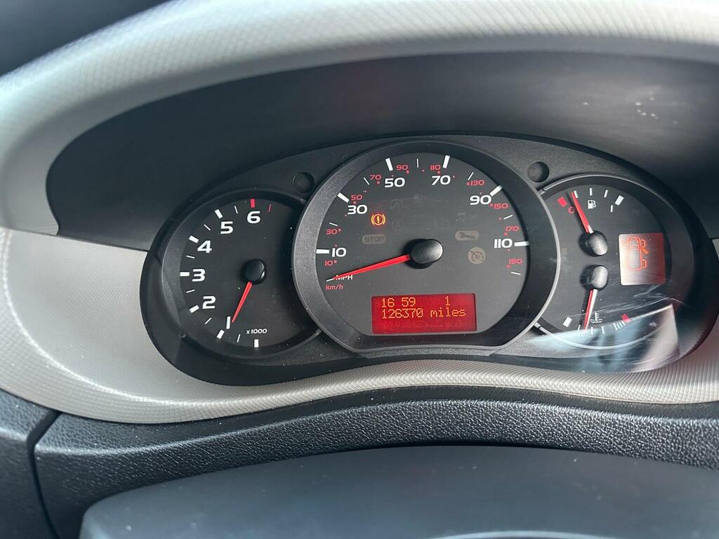 Nissan NV400 2.3 Dci 33 White #15