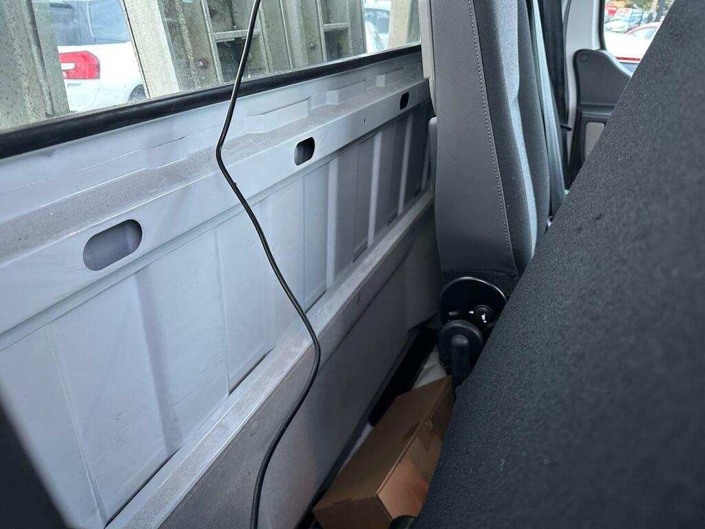 Nissan NV400 2.3 Dci 33 White #51