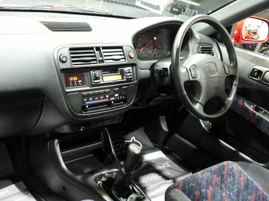 Honda Civic 1.6 Ls Hatchback 111 Bhp #56