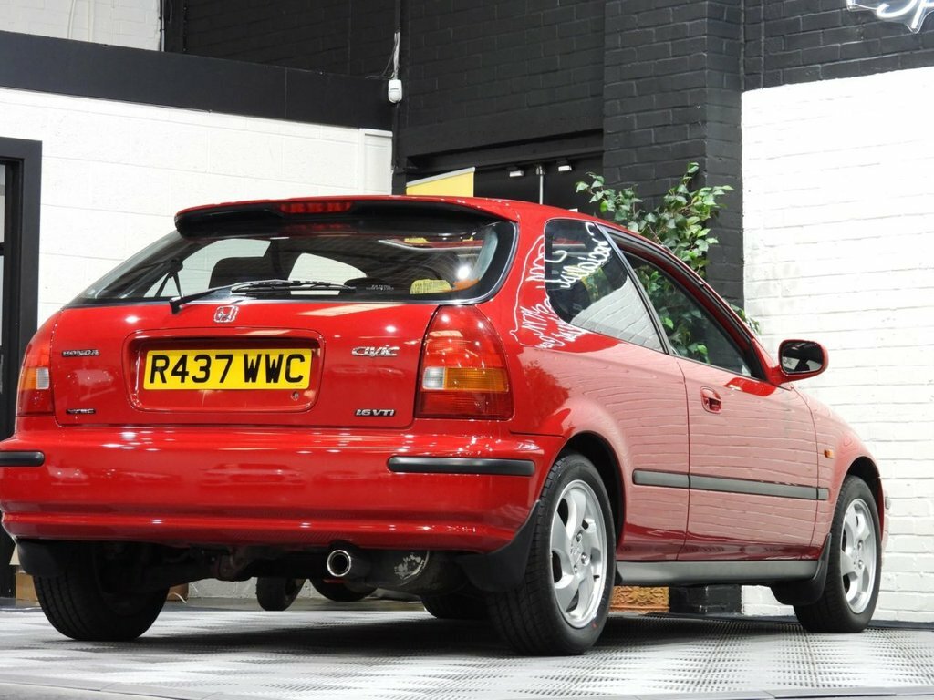 Honda Civic 1.6 Ls Hatchback 111 Bhp #32
