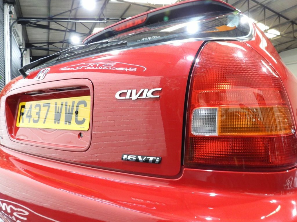 Honda Civic 1.6 Ls Hatchback 111 Bhp #52